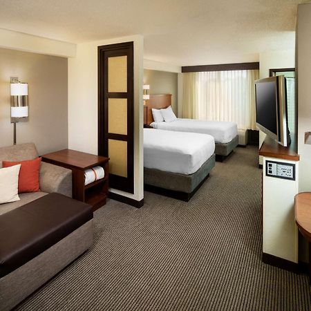 Hyatt Place Charlotte Arrowood Εξωτερικό φωτογραφία