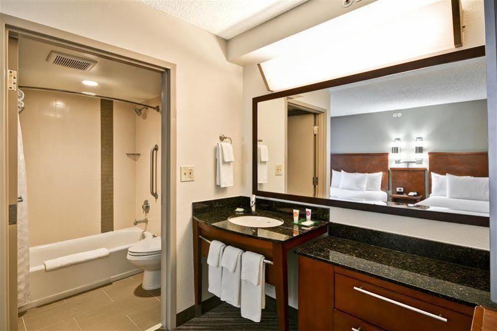Hyatt Place Charlotte Arrowood Εξωτερικό φωτογραφία